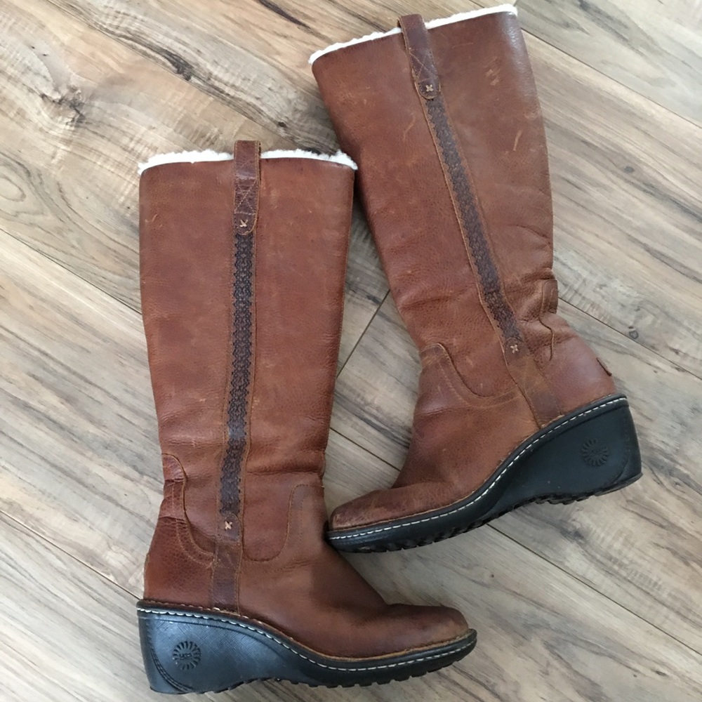 Women’s Ugg boots Tall Size 7